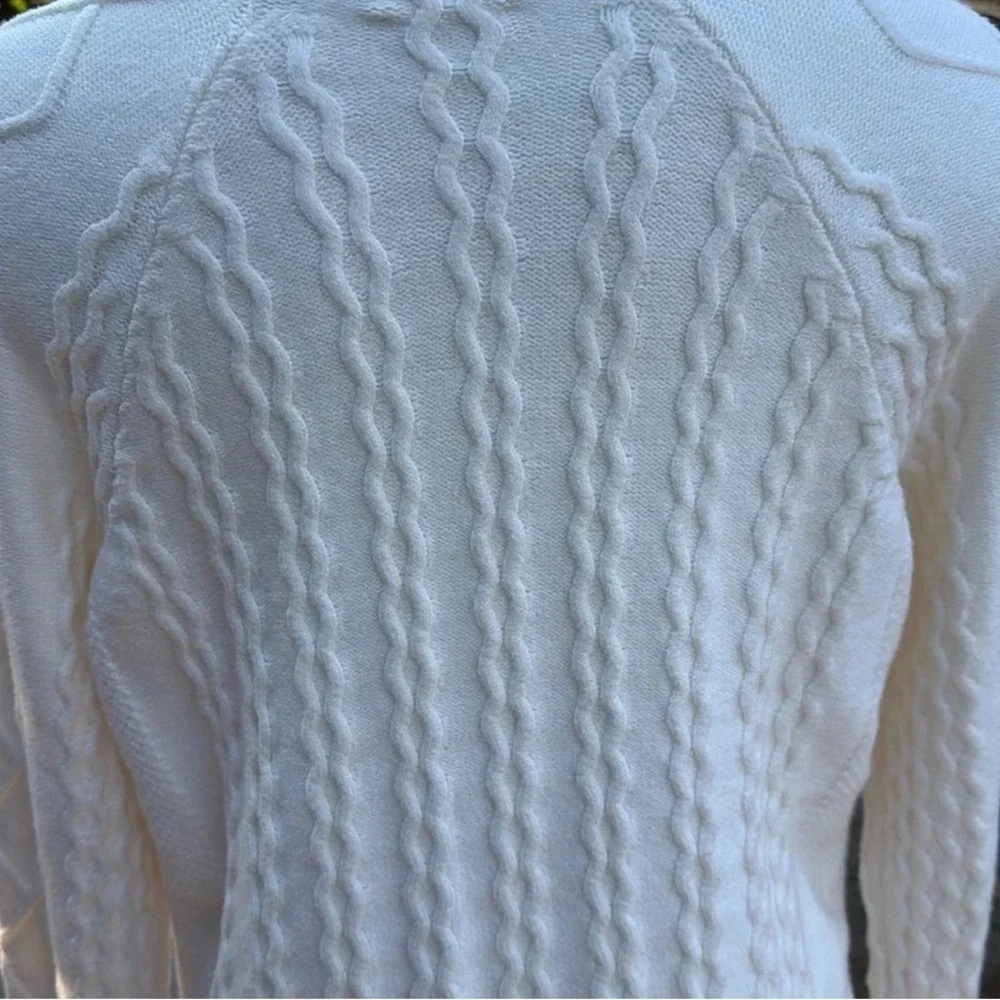 CYRUS Women’s Elegant White Cable Knit SweaterSize Large - Picture 3 of 6